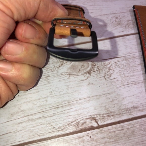 New in Box Brown Leather Watch Band Replacement 22mm - Picture 7 of 7